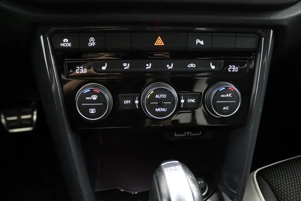 Volkswagen T-Roc 1.5 TSI R-LINE 150PK uit 2019, foto 9