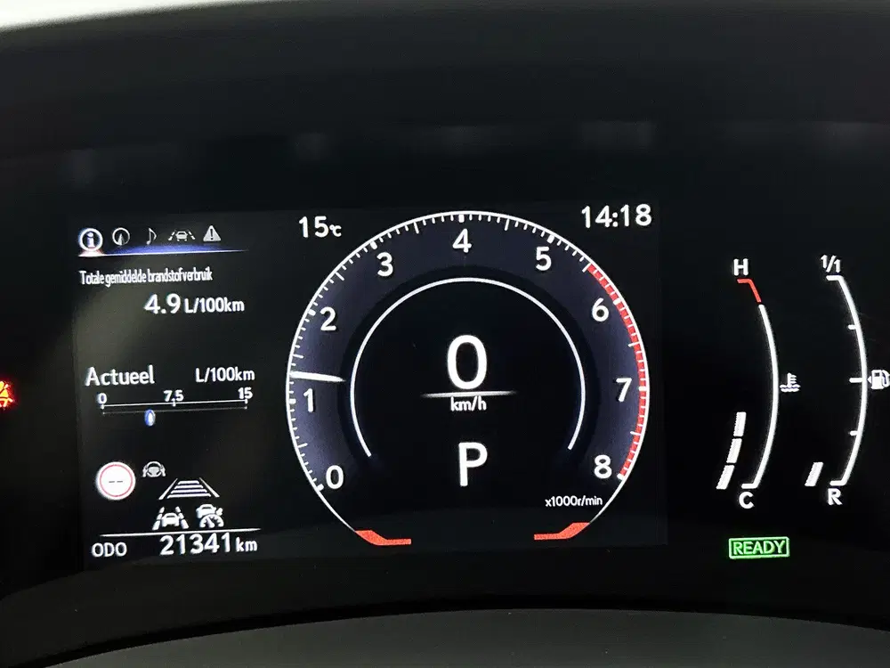 Lexus LBX Elegant 2WD uit 2024, foto 5