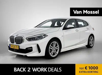 BMW 1-serie 118i High Executive uit 2021
