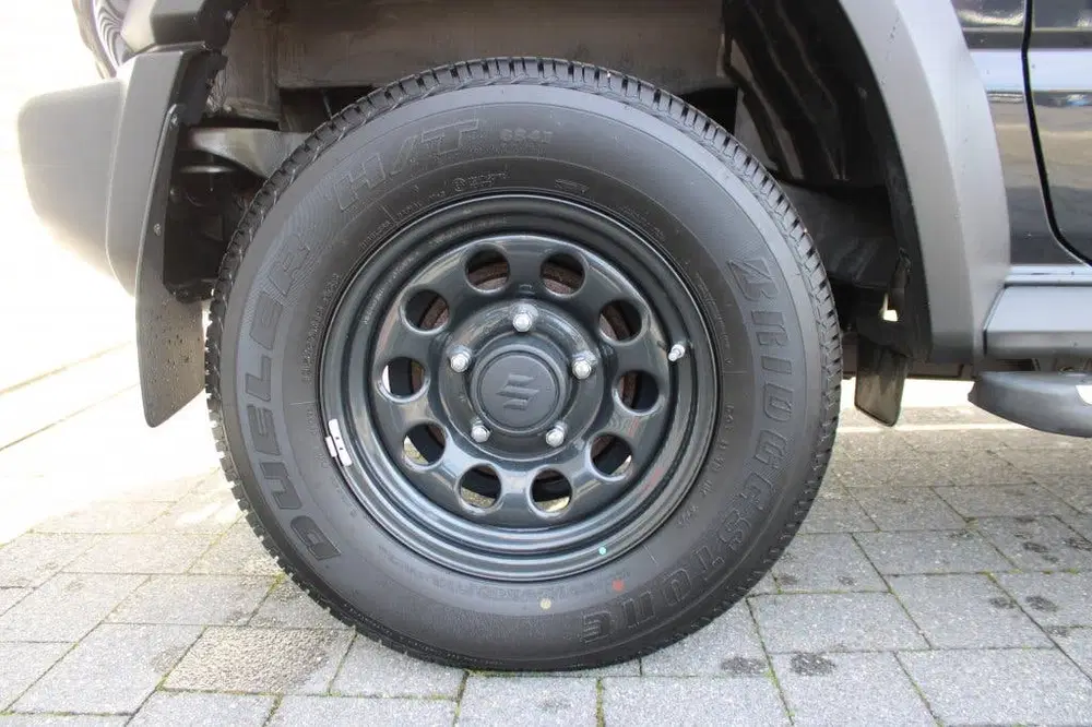 Suzuki Jimny 1.5 Professional uit 2022, foto 13