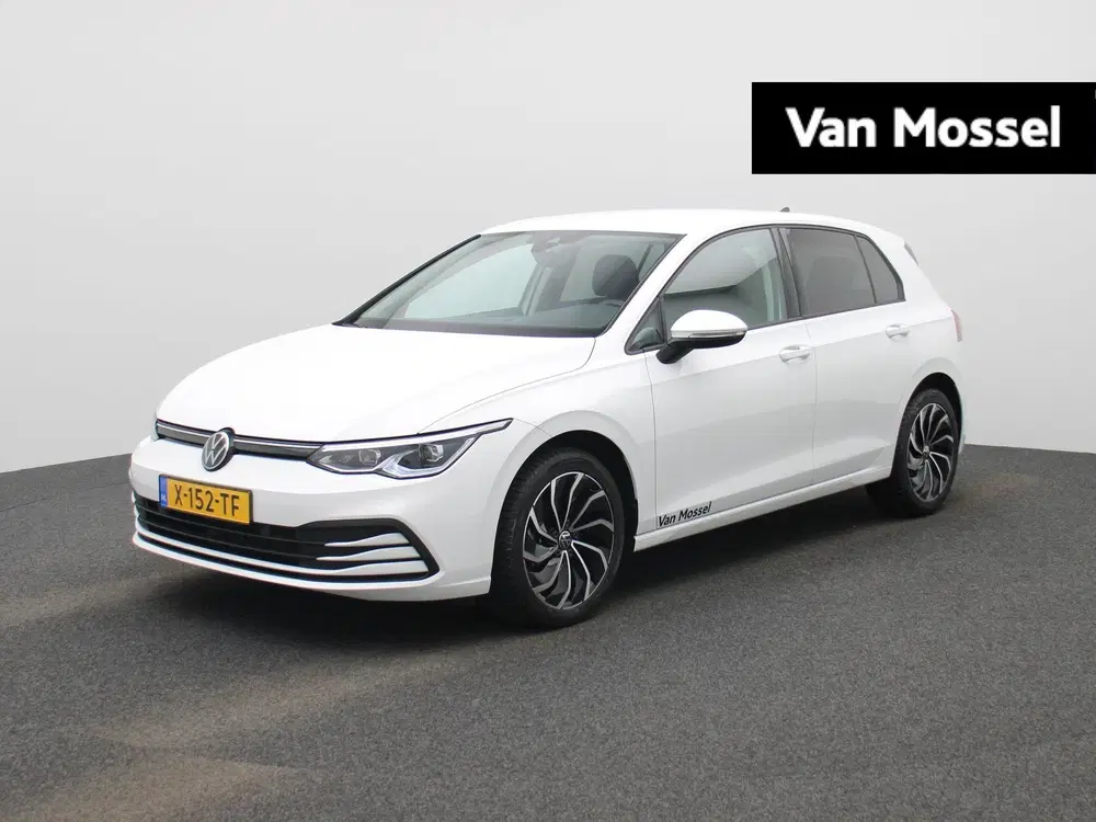 Volkswagen Golf 1.0 eTSI Life Business led matrix (iq.ligh uit 2024