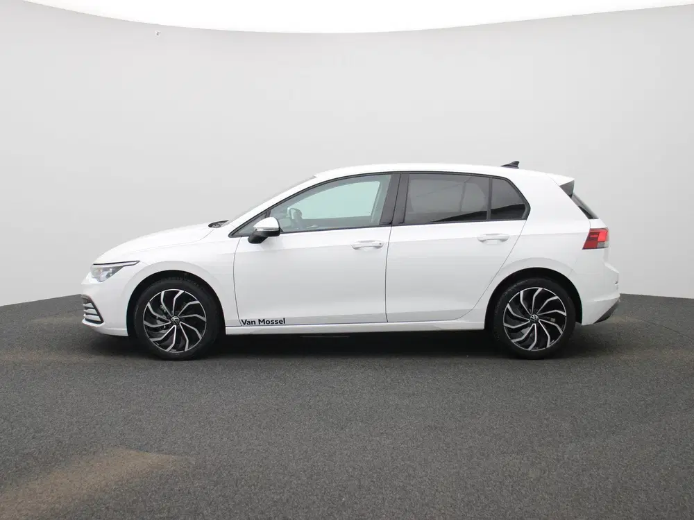 Volkswagen Golf 1.0 eTSI Life Business led matrix (iq.ligh uit 2024, foto 4