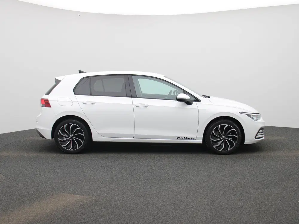 Volkswagen Golf 1.0 eTSI Life Business led matrix (iq.ligh uit 2024, foto 6