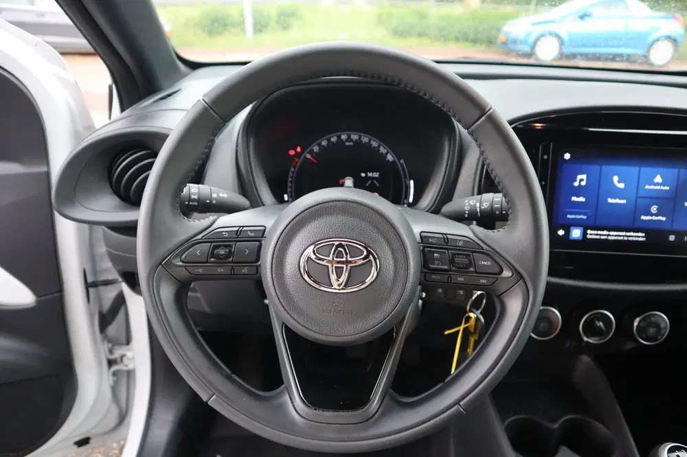 Toyota Aygo X 1.0 VVT-i MT Play Dealeronderhouden uit 2024, foto 11