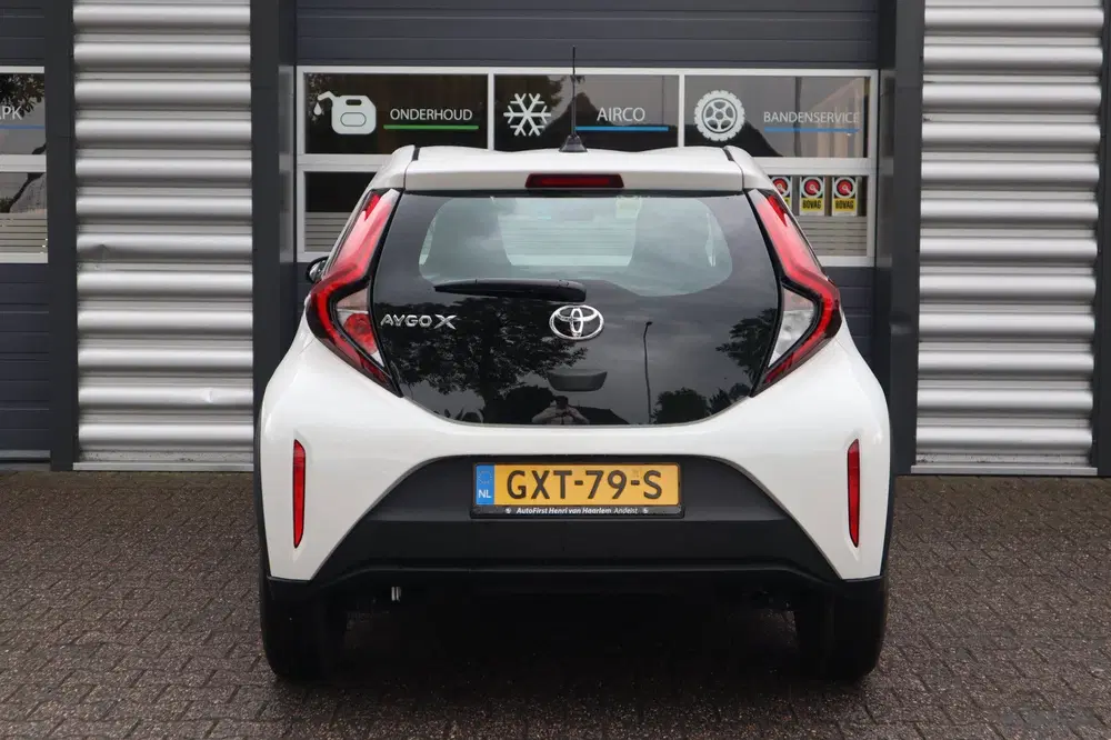 Toyota Aygo X 1.0 VVT-i MT Play Dealeronderhouden uit 2024, foto 4