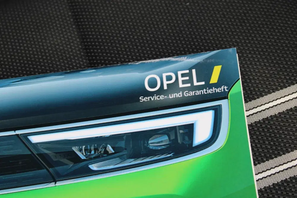Opel Crossland 1.2 Turbo Elegance 130 PK uit 2024, foto 14