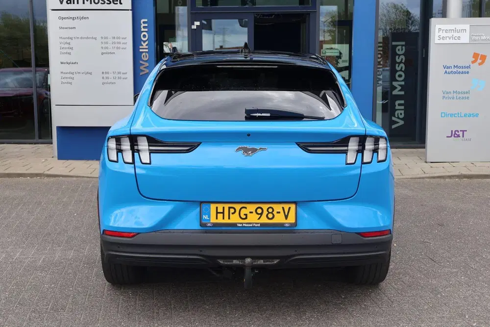 Ford Mustang Mach-E Standard RWD 73 kWh uit 2025, foto 5