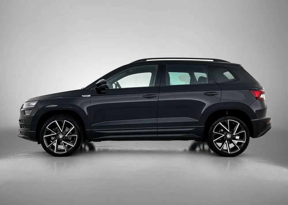 Skoda Karoq 1.5 TSI ACT Sportline Business uit 2022, foto 2