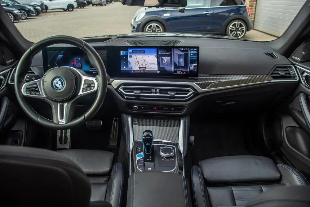 BMW i4 M50 High Executive 84 kWh uit 2022, foto 14