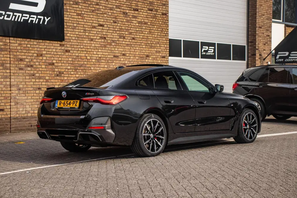 BMW i4 M50 High Executive 84 kWh uit 2022, foto 6