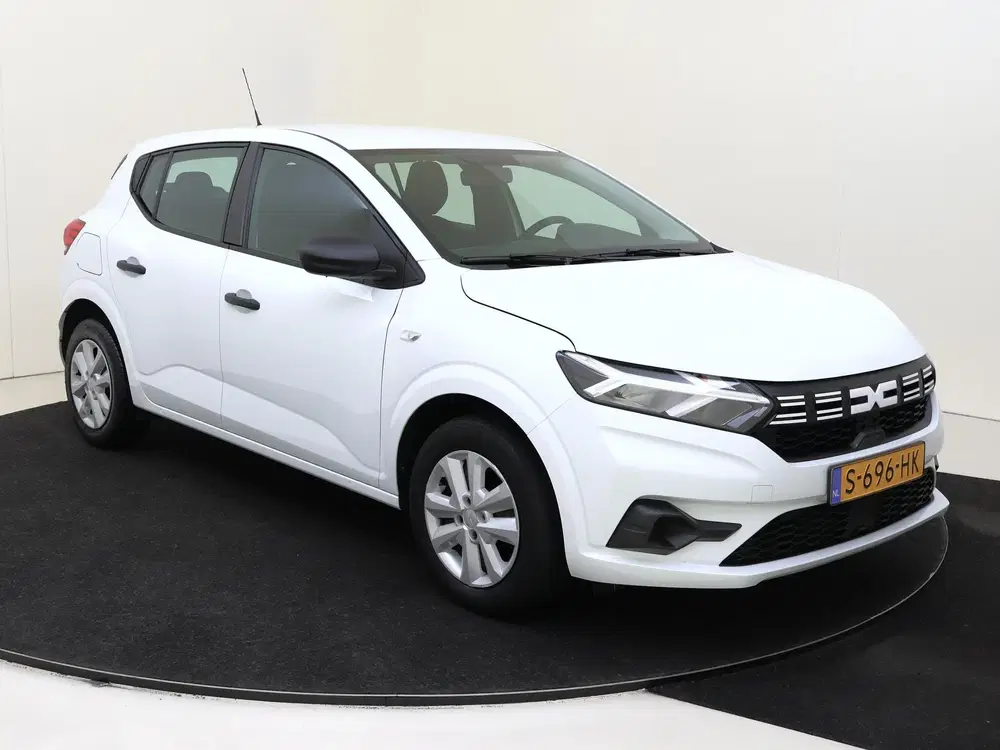 Dacia Sandero 1.0 TCe 100 ECO-G Essential uit 2023, foto 2