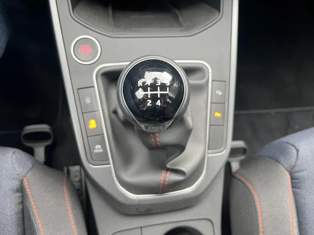 SEAT Arona 1.0 EcoTSI FR Business Connect 95 PK uit 2025, foto 12