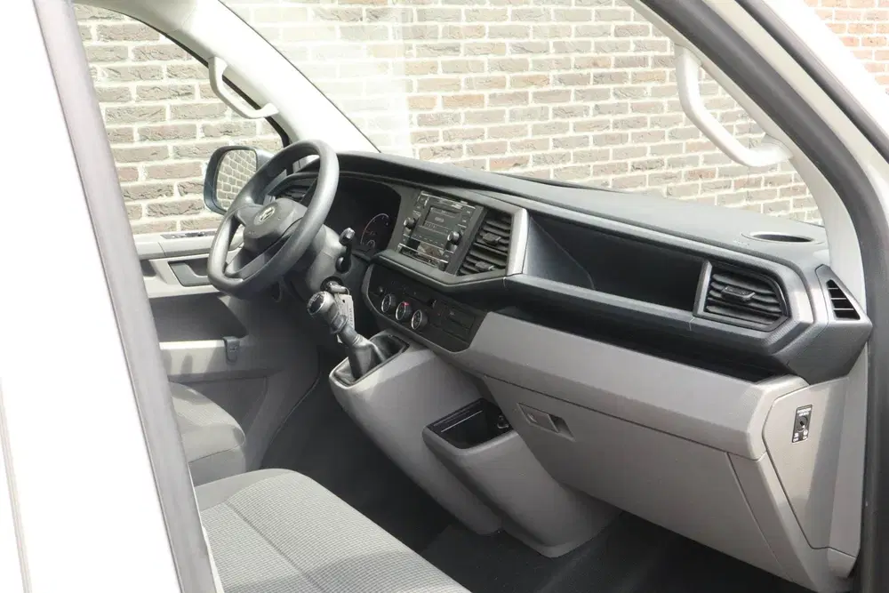Volkswagen Transporter 2.0 TDI 90pk L1H1 28 uit 2020, foto 5