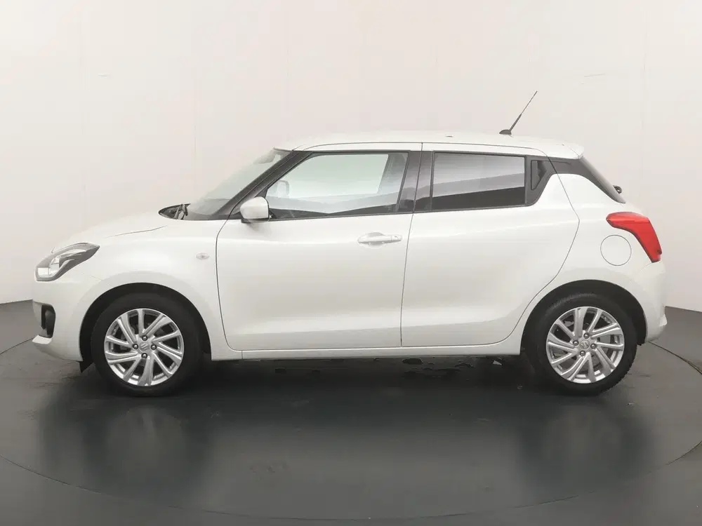 Suzuki Swift 1.2 Select Smart Hybrid uit 2022, foto 2