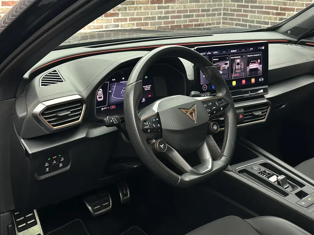 Cupra Formentor 2.0 TSI 4DRIVE Panorama Trekhaak Beats Led uit 2021, foto 3