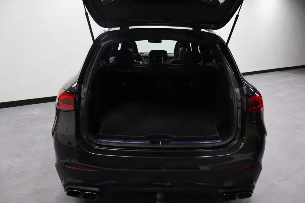 Mercedes-Benz GLC AMG 63 S E Performance uit 2024, foto 11