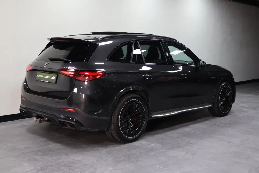 Mercedes-Benz GLC AMG 63 S E Performance uit 2024, foto 3