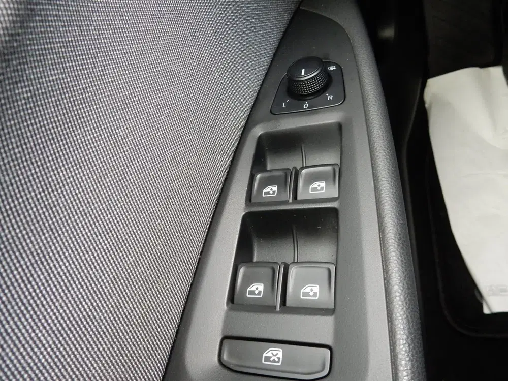 SEAT Leon 1.0 EcoTSI STYLE*PANODAK*NAVI*CR CONTR*TRE uit 2019, foto 13
