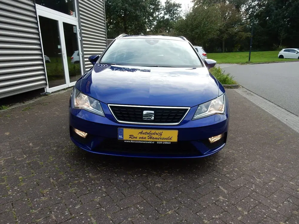 SEAT Leon 1.0 EcoTSI STYLE*PANODAK*NAVI*CR CONTR*TRE uit 2019, foto 2