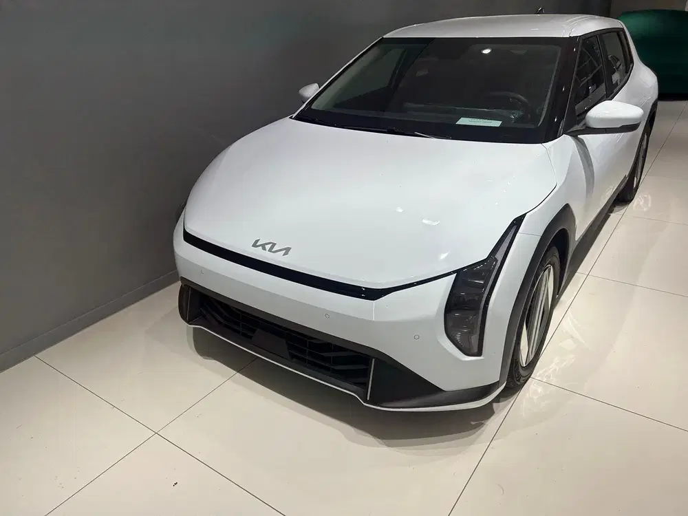 Kia EV4 58 uit 2026, foto 4