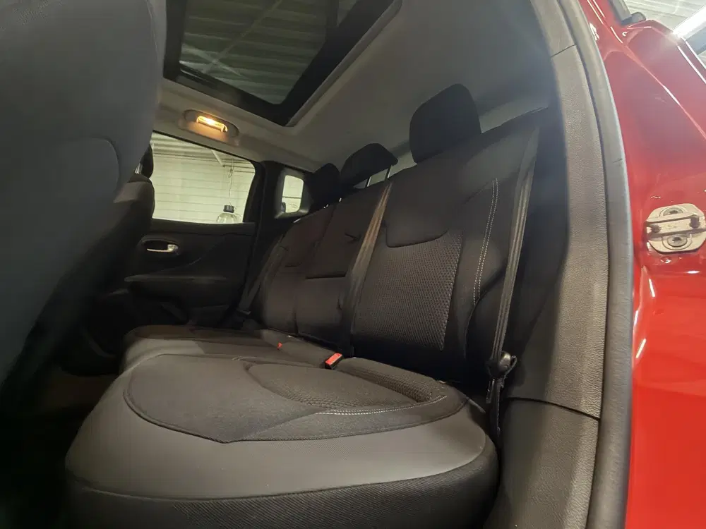 Jeep Renegade 1.3l T-GDI 150pk Limited Automaat Schuif uit 2020, foto 14