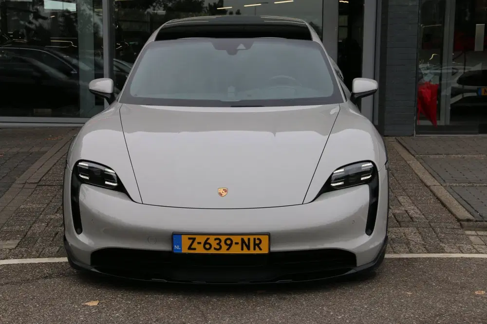 Porsche Taycan 4 93 kWh 5-PERS INCL-BTW uit 2023, foto 2