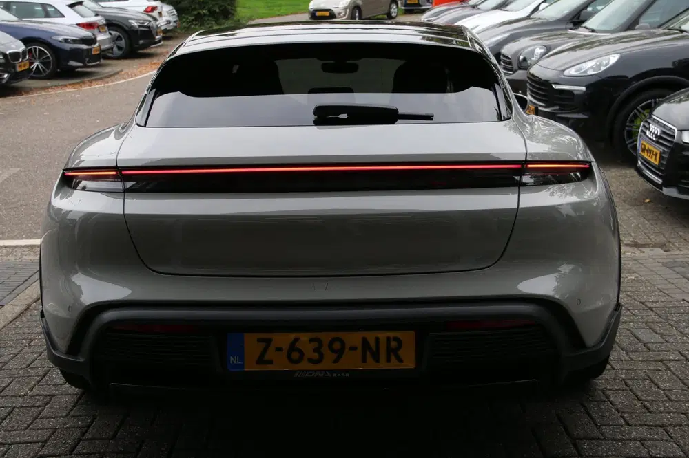 Porsche Taycan 4 93 kWh 5-PERS INCL-BTW uit 2023, foto 6