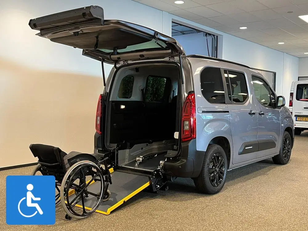 Citroën Berlingo Citroen Berlingo L1 Rolstoelauto 3+1 uit 2025, foto 2