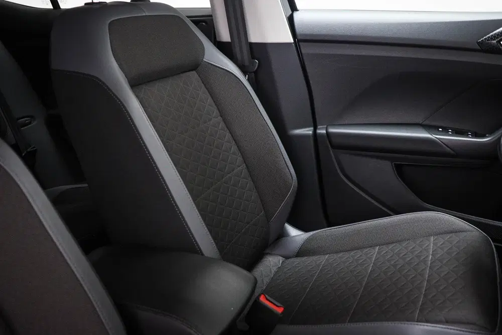 Volkswagen T-Cross 1.0 TSI Style uit 2023, foto 8
