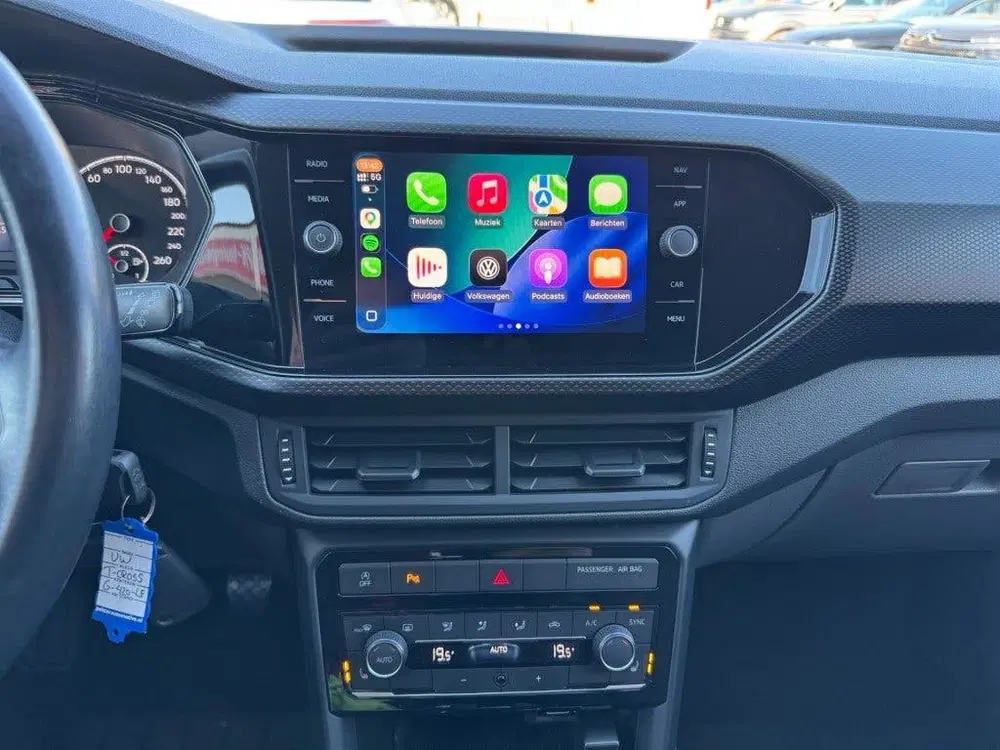 Volkswagen T-Cross 1.0 TSI 116PK Highline Camera ACC Carplay uit 2019, foto 15