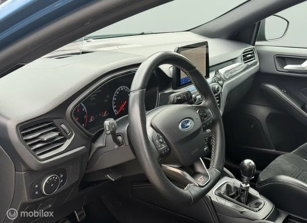 Ford Focus 2.3 EcoBoost ST-3 PANO uit 2020, foto 10