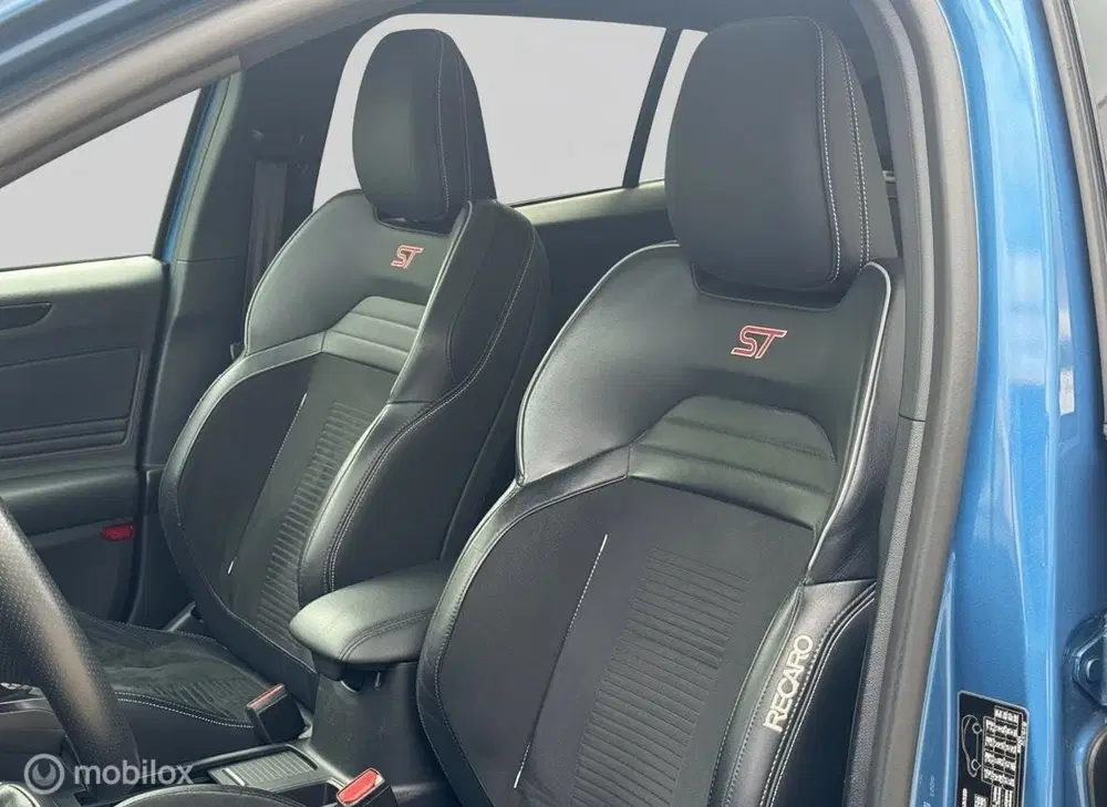 Ford Focus 2.3 EcoBoost ST-3 PANO uit 2020, foto 11