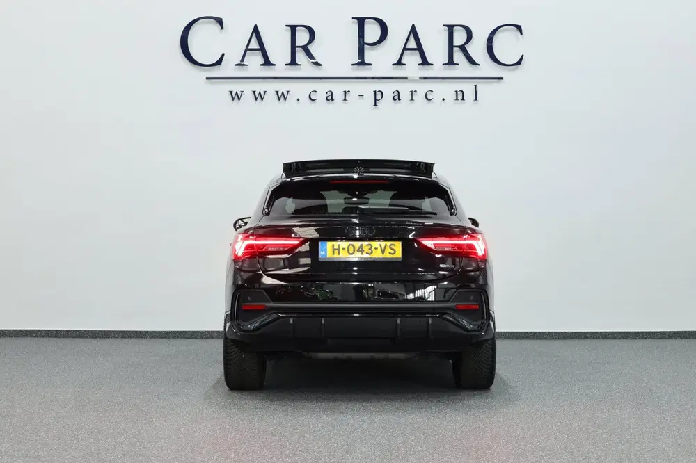 Audi Q3 45 TFSI quattro S edition 3x S-LINE uit 2020, foto 6