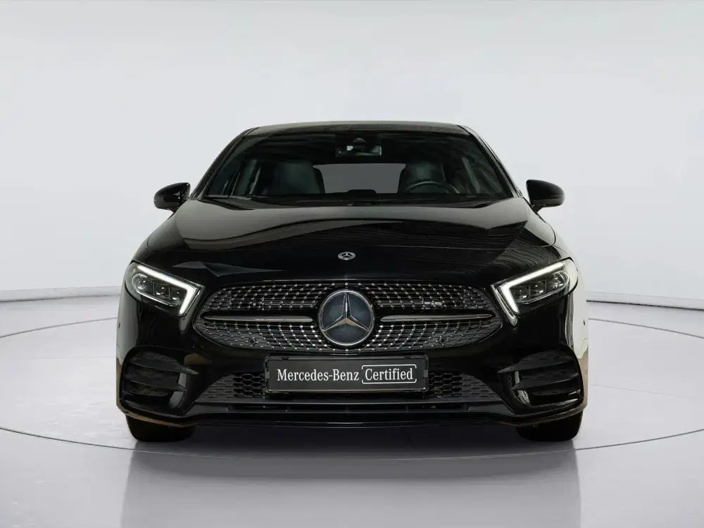 Mercedes-Benz A-Klasse 250 e AMG Line Panorama dak uit 2022, foto 4
