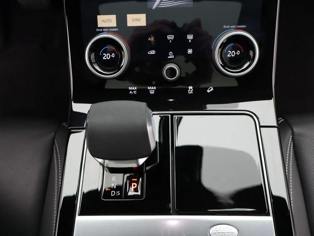 Land Rover Range Rover Velar 2.0 P400e S l Panoramadak l sto uit 2023, foto 11