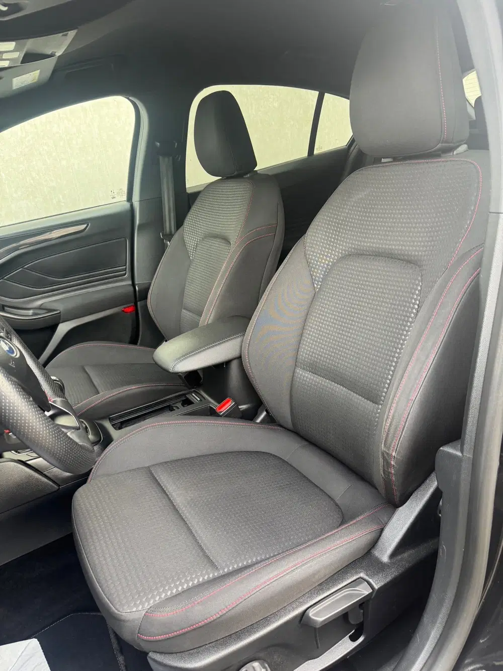 Ford Focus 1.0 EcoBoost ST Line Business NAV CRUISE 1 uit 2020, foto 9