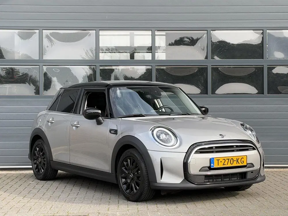 Mini Cooper 1.5 BUSINESS EDITION I AUTOMAAT I 5-DEURS uit 2023, foto 14