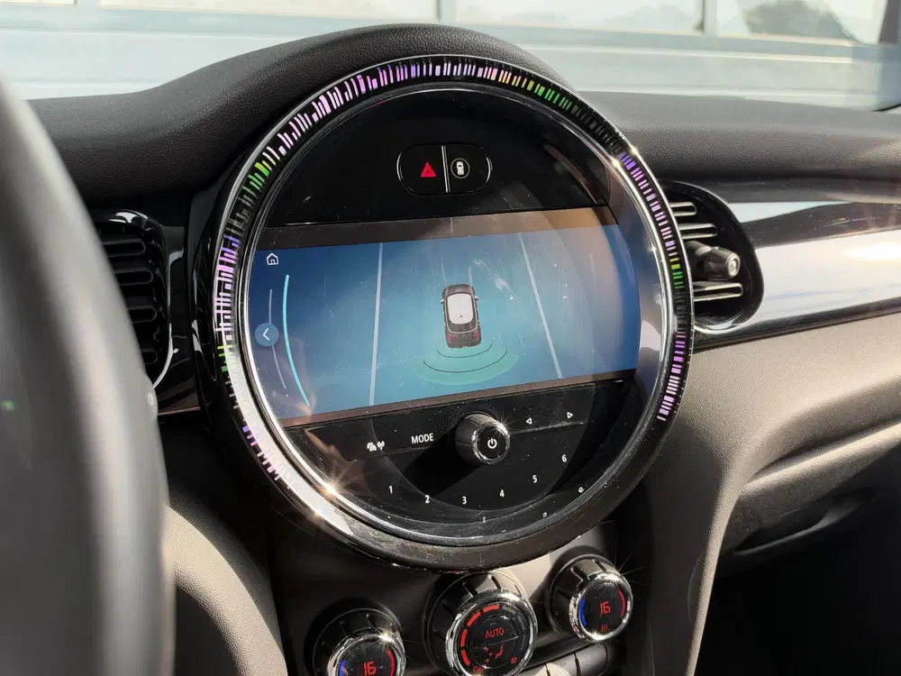 Mini Cooper 1.5 BUSINESS EDITION I AUTOMAAT I 5-DEURS uit 2023, foto 7