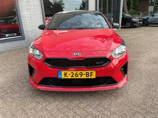 Kia ProCeed 1.6 T-GDI GT uit 2020, foto 4