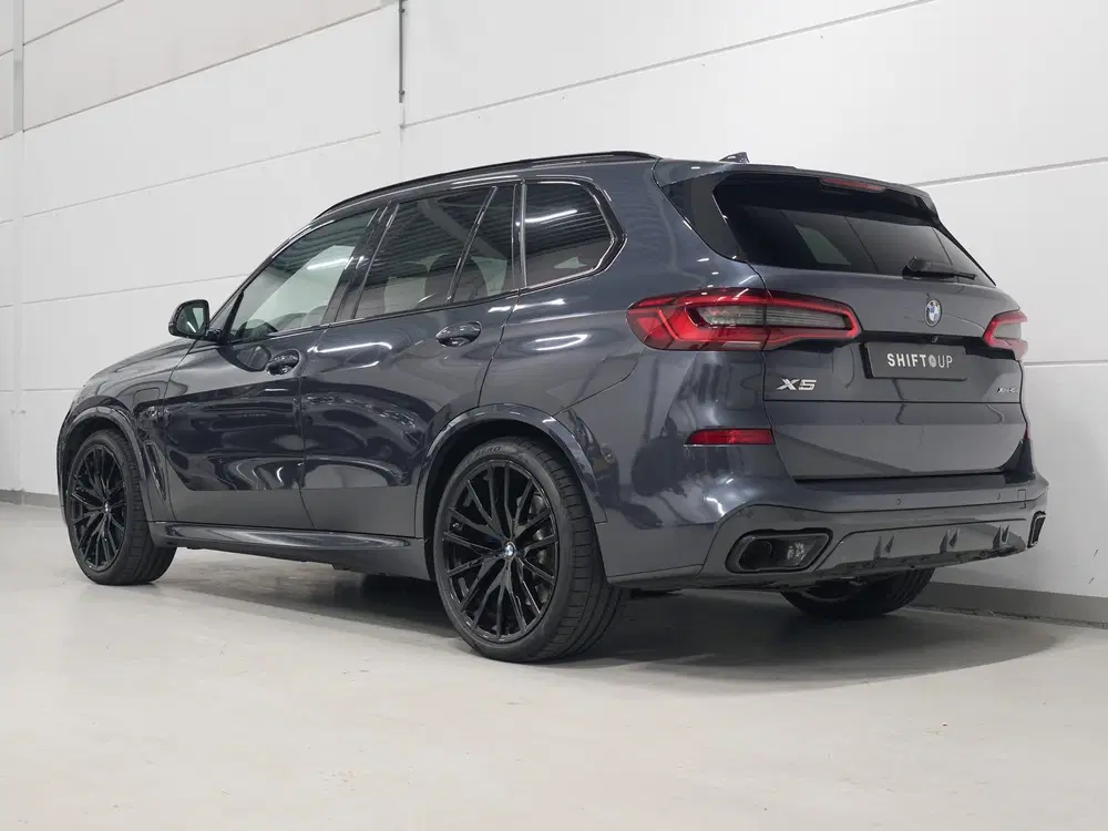 BMW X5 xDrive45e M-Sport uit 2020, foto 6