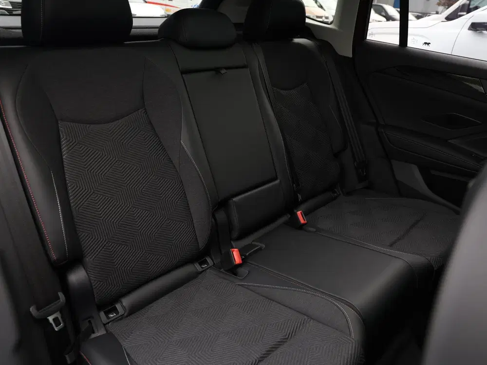 Volkswagen Tiguan Edition 20 1.5 eHybrid 204 PK uit 2026, foto 9