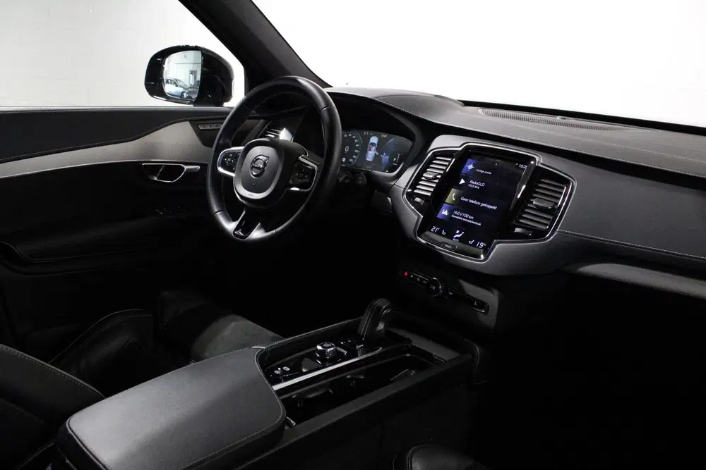 Volvo XC90 2.0 T8 Recharge AWD R-Design uit 2021, foto 4