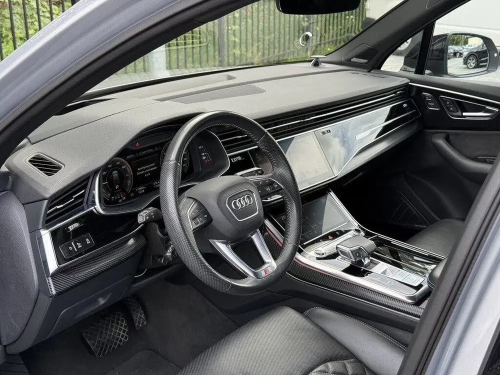 Audi Q7 60 TFSI e quattro Competition uit 2020, foto 2