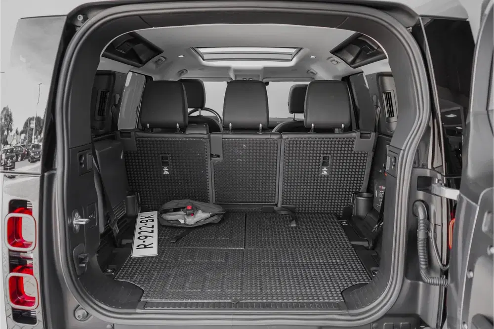 Land Rover Defender 2.0 D240 110 HSE 7-Pers Pano Trekhaa uit 2021, foto 7