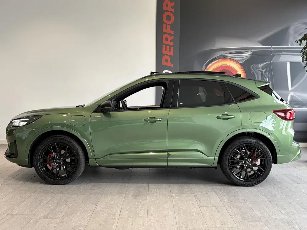 Ford Kuga 2.5 PHEV ST-LINE X uit 2026, foto 2