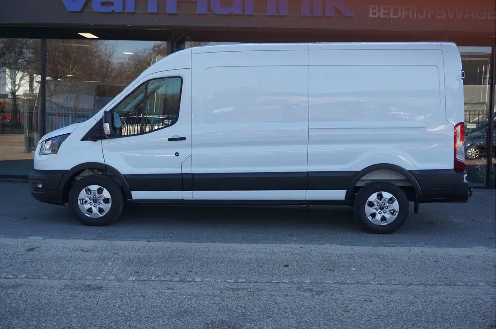Ford Transit 350L 130PK L3H2 BPM VRIJ Sync4 Navi uit 2024, foto 2