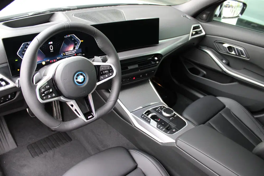 BMW 3-serie 330e M Sport Automaat uit 2026, foto 11