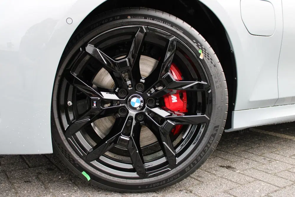 BMW 3-serie 330e M Sport Automaat uit 2026, foto 3