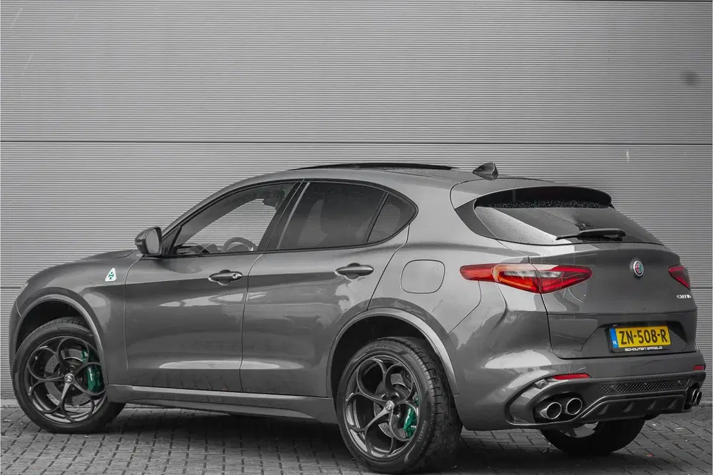 Alfa Romeo Stelvio 2.9 V6 AWD Quadrifoglio Pano H&K Carbon A uit 2019, foto 11