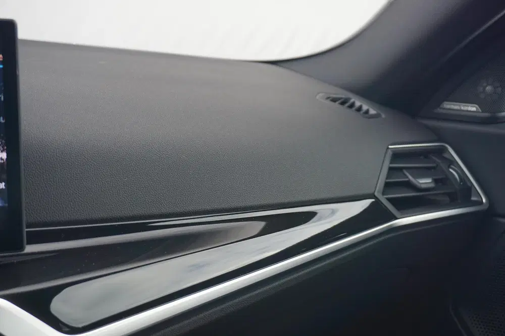 BMW 2-serie Coupé 218i Individual Frozen Pure Grey uit 2025, foto 13